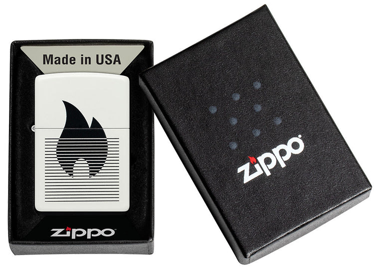 46485 - Zippo Lined Flame